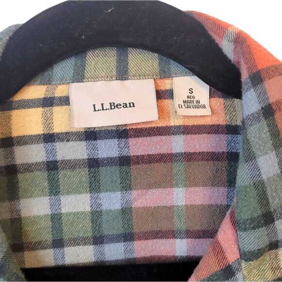 L.L. Bean Plaid Flannel Button Down Shirt - Picture 3 of 5